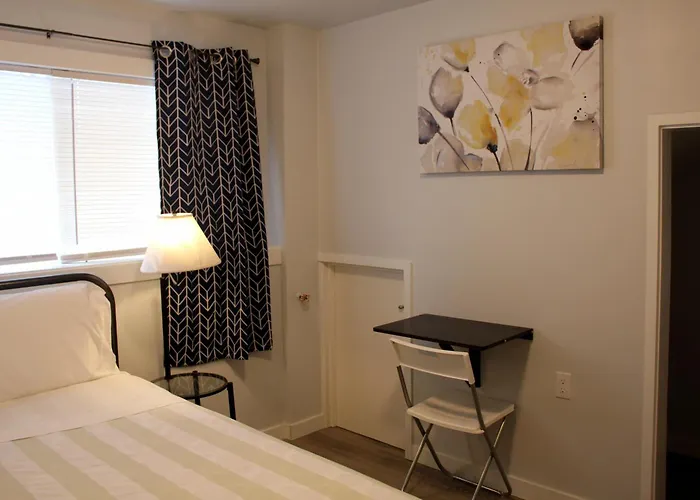 Rainier Guesthouse