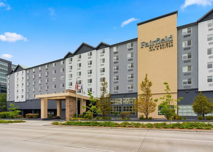 Fairfield Inn & Suites By Marriott Downtown/ Center